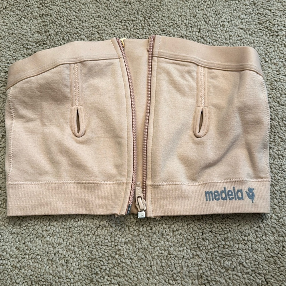 Medela Beige Front-Zip Nursing Support Band